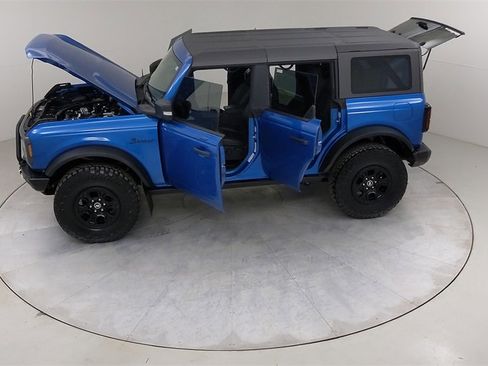 Used 2022 Ford Bronco Badlands image 54