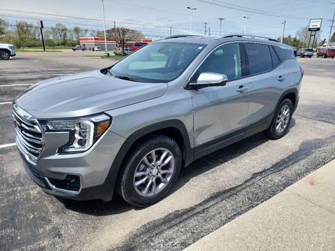 Used 2023 GMC Terrain SLT AWD/4WD image 1