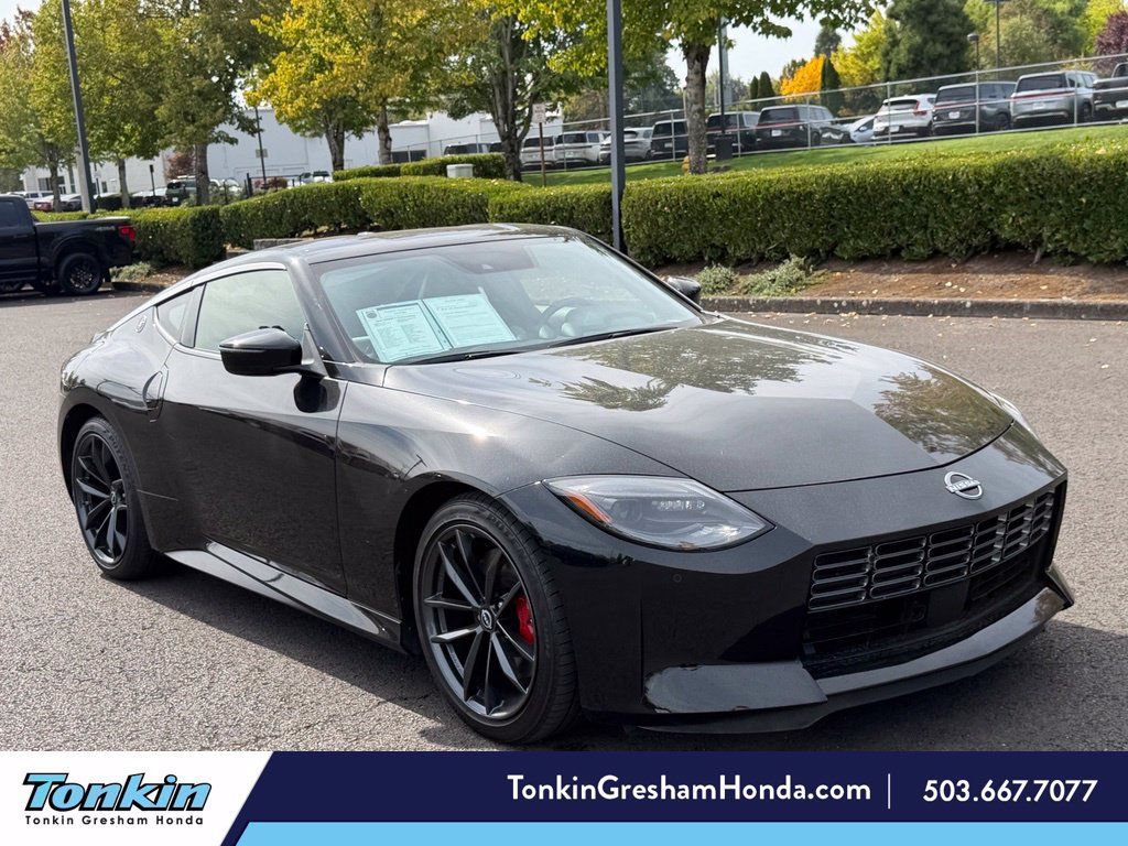 Used 2024 Nissan Z Performance w/ Floor Mat Package RWD image 1
