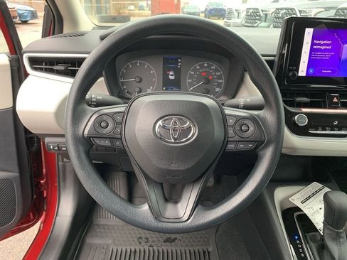 Used 2025 Toyota Corolla LE image 25