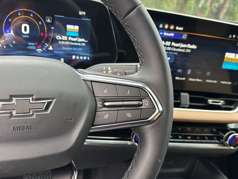 New 2026 Chevrolet Equinox ACTIV w/ Convenience Package III FWD image 19