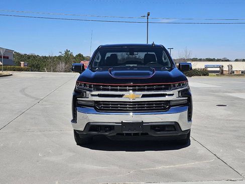 Used 2021 Chevrolet Silverado 1500 LT w/ Z71 Off-Road Package image 2
