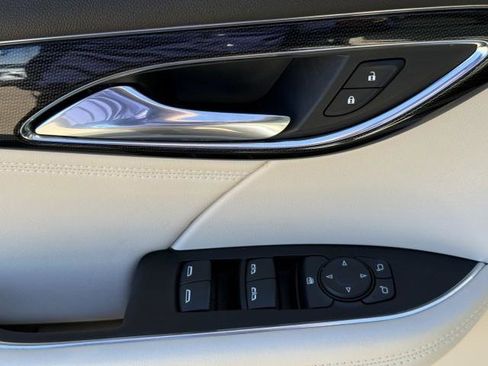 Used 2023 Buick Envision Preferred image 20