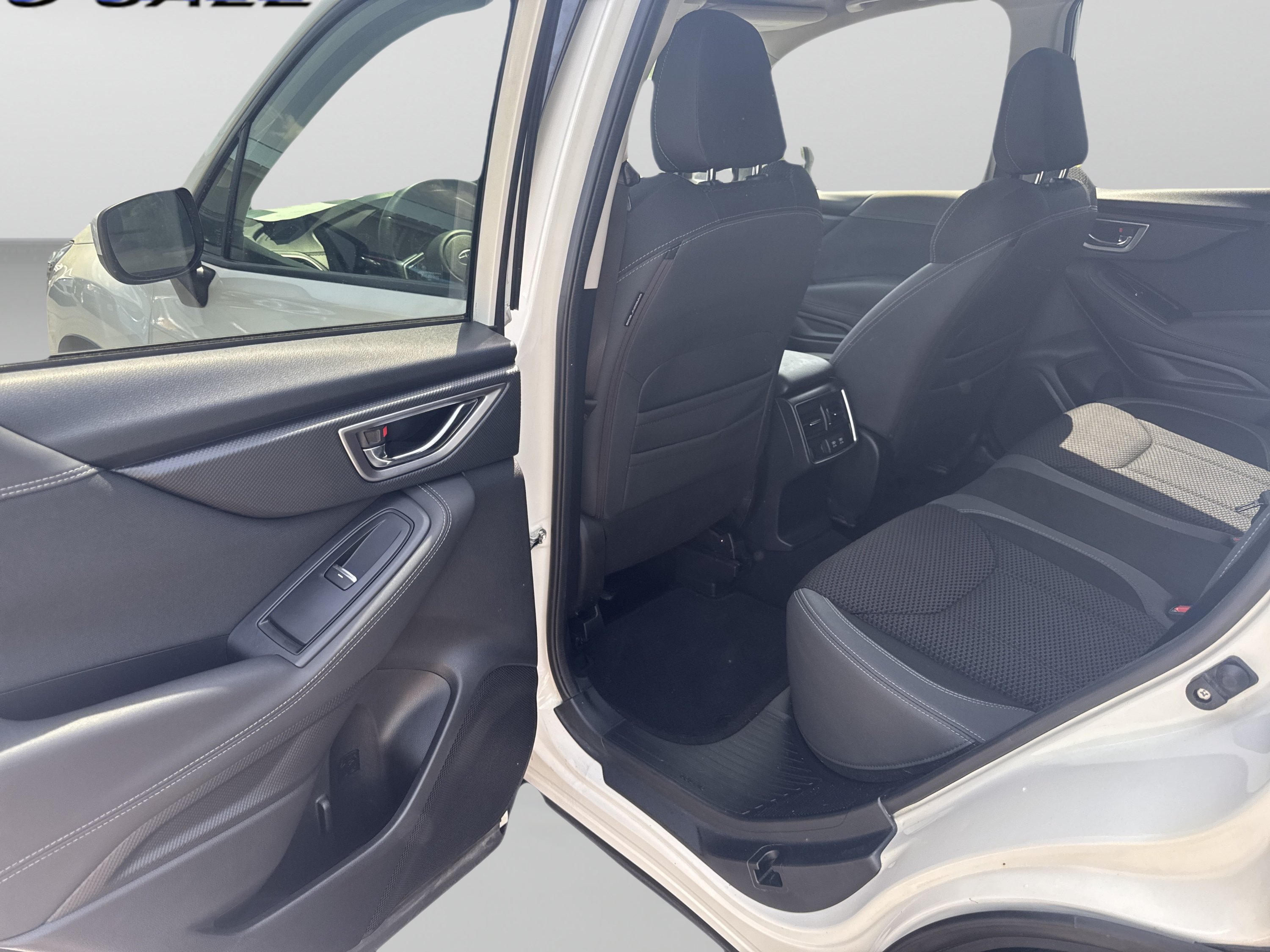 Used 2019 Subaru Forester Premium AWD/4WD image 19