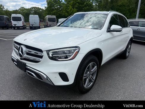 Certified 2022 Mercedes-Benz GLC 300 4MATIC image 4