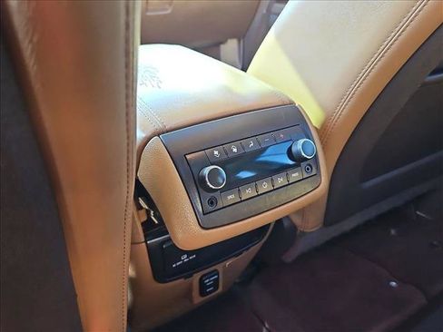 Used 2015 Buick Enclave Leather FWD image 19