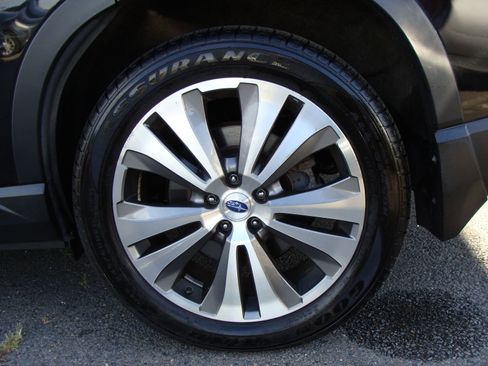 Used 2021 Subaru Ascent Touring image 39