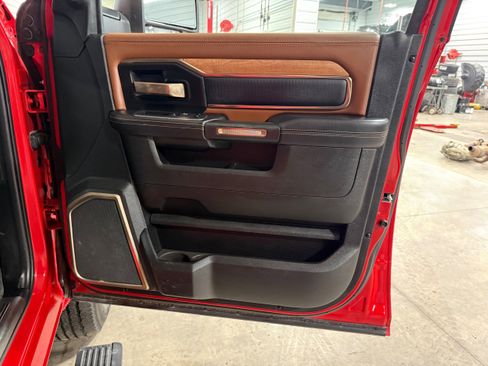 Certified 2024 RAM 3500 Limited image 7