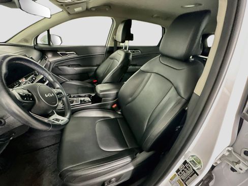 Used 2024 Kia Sportage EX FWD image 13