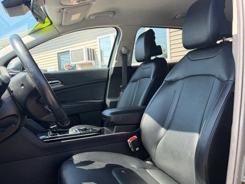 Used 2023 Kia Sportage EX AWD/4WD image 10