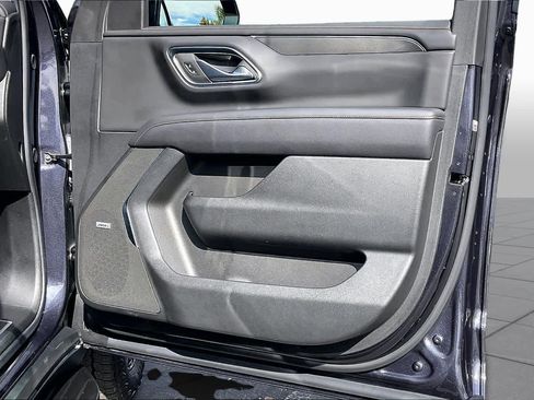 Used 2024 GMC Yukon XL AT4 w/ Technology Package image 22