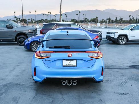 Used 2023 Honda Civic Type R image 8