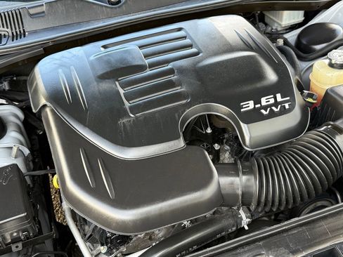 Used 2021 Dodge Challenger SXT w/ Blacktop Package image 4