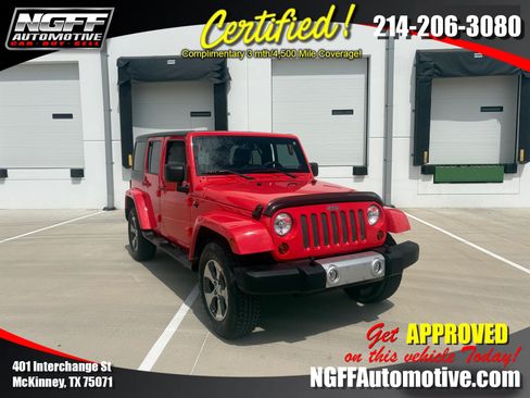 Used 2013 Jeep Wrangler Unlimited Sahara w/ Connectivity Group AWD/4WD image 1