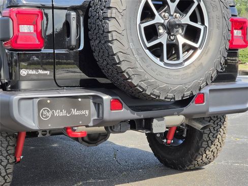 New 2026 Jeep Wrangler Unlimited Rubicon AWD/4WD image 37