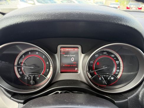 Used 2015 Dodge Journey Crossroad w/ Flexible Seating Group AWD/4WD image 23