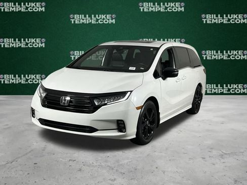 Used 2024 Honda Odyssey Sport image 2