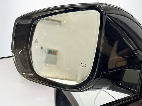 Used 2023 Jeep Grand Cherokee 4WD 4xe w/ Luxury Tech Group II image 16