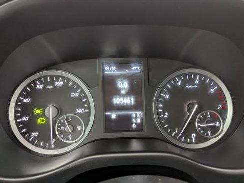 Used 2021 Mercedes-Benz Metris image 22