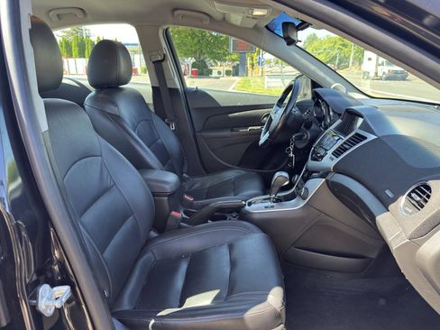 Used 2015 Chevrolet Cruze LT w/ RS Package FWD image 7
