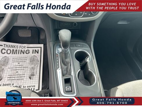 Used 2022 Chevrolet Equinox LT w/ Driver Convenience Package image 17