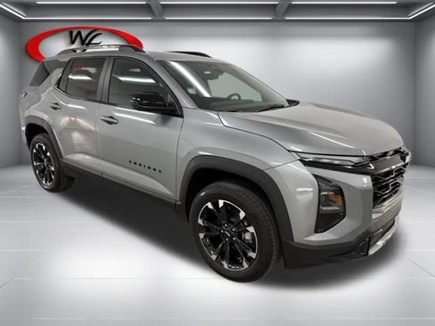 New 2026 Chevrolet Equinox RS image 3