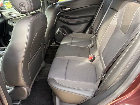 Used 2023 Buick Encore GX Select AWD/4WD image 40