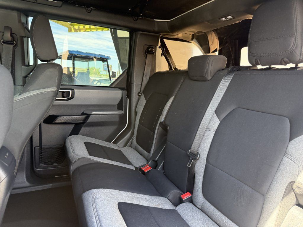 Used 2022 Ford Bronco Big Bend AWD/4WD image 32