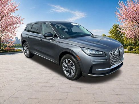 Used 2024 Lincoln Corsair FWD image 11