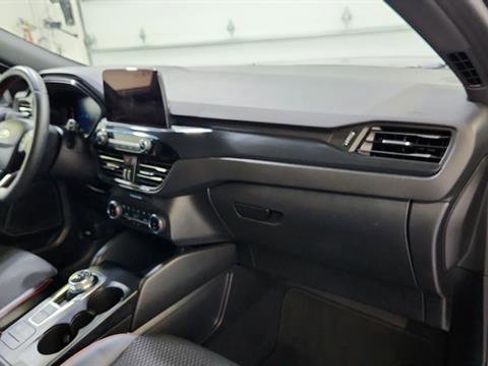 Used 2025 Ford Escape ST-Line image 23