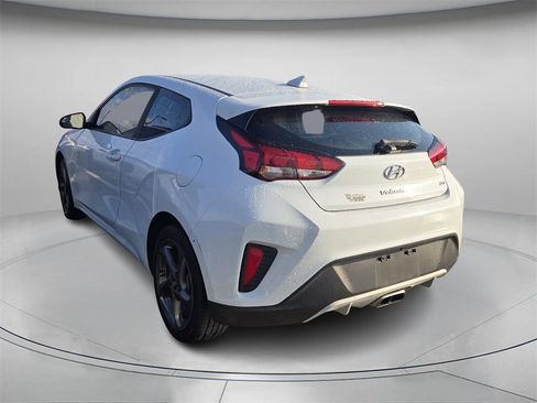 Used 2019 Hyundai Veloster 2.0 image 4
