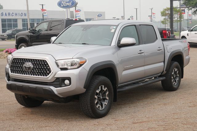 Used 2018 Toyota Tacoma TRD Off-Road w/ Technology Package AWD/4WD image 7