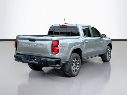 Used 2026 Chevrolet Colorado Z71 w/ Technology Package AWD/4WD image 8