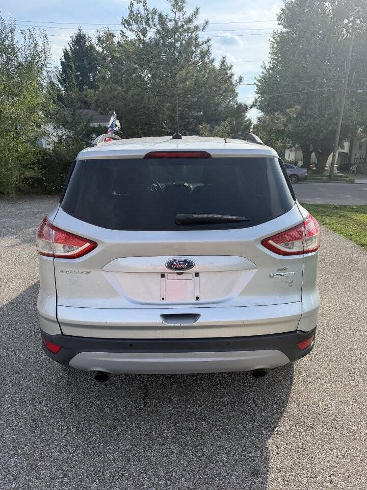 Used 2014 Ford Escape SE w/ Equipment Group 201A FWD image 3