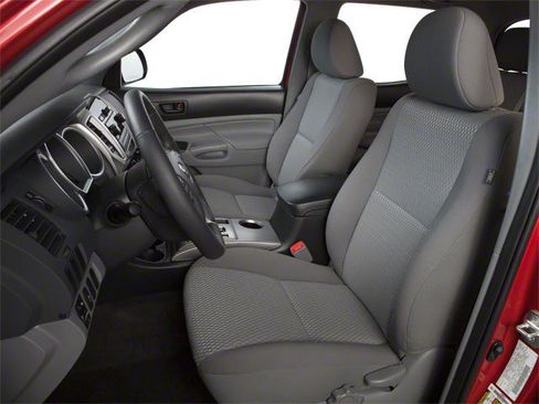 Used 2013 Toyota Tacoma 4x4 Double Cab w/ TRD Sport Pkg image 8