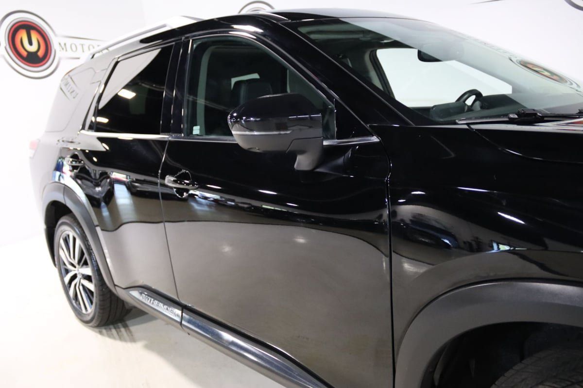Used 2022 Nissan Pathfinder Platinum AWD/4WD image 73