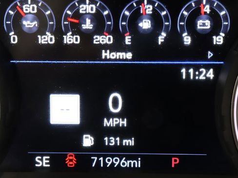 Used 2022 Chevrolet Silverado 1500 High Country AWD/4WD image 17
