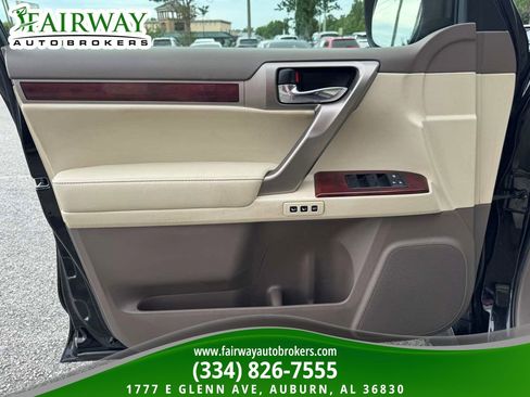 Used 2013 Lexus GX 460 Premium AWD/4WD image 30