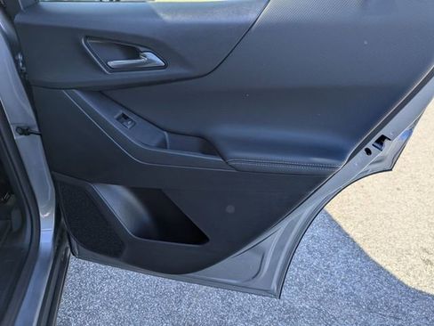 New 2026 Chevrolet Equinox LT w/ Convenience Package II FWD image 34