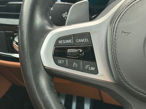 Used 2021 BMW 540i xDrive w/ M Sport Package image 16