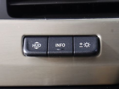 Used 2019 GMC Yukon Denali w/ Open Road Package RWD image 11