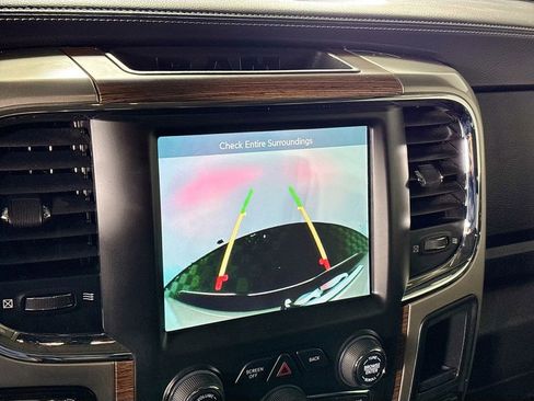 Used 2017 RAM 1500 Laramie w/ Convenience Group AWD/4WD image 17