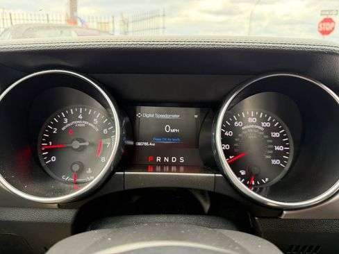 Used 2018 Ford Mustang Premium RWD image 17