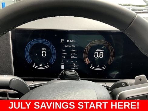 Used 2025 Hyundai Santa Fe SEL FWD image 16