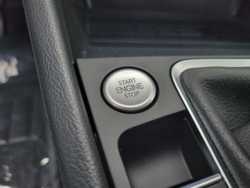 New 2026 Volkswagen Jetta SEL FWD image 31