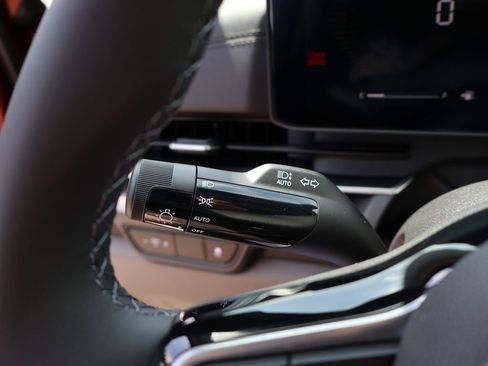 New 2026 Kia Carnival EX FWD image 29