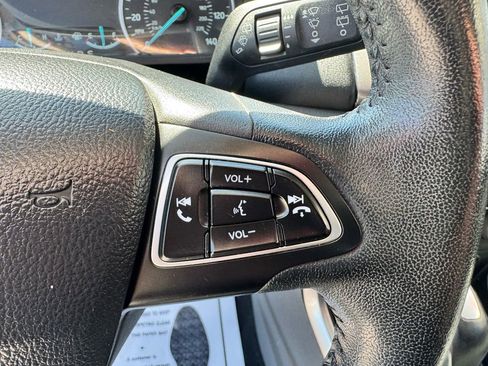 Used 2019 Ford EcoSport SE image 18