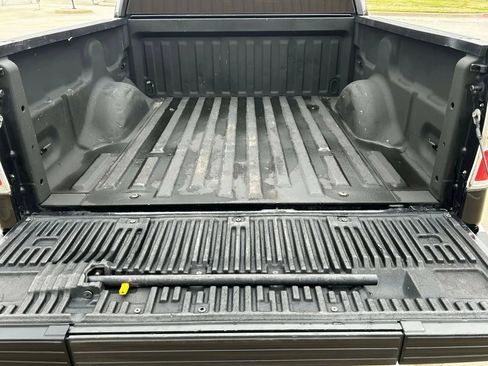 Used 2013 Ford F150 XLT w/ XLT Chrome Pkg RWD image 26