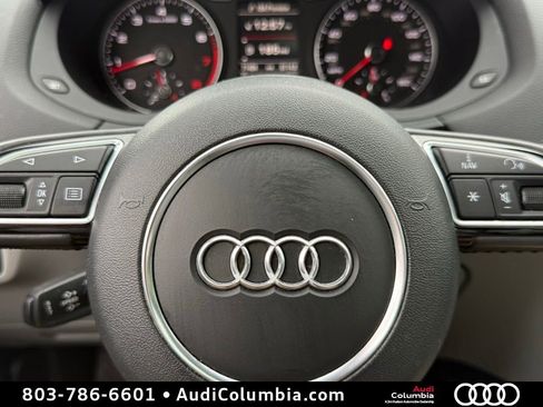 Used 2018 Audi Q3 2.0T Premium Plus w/ Premium Plus Package AWD/4WD image 28