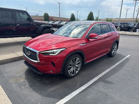 Used 2023 INFINITI QX50 Sensory image 3